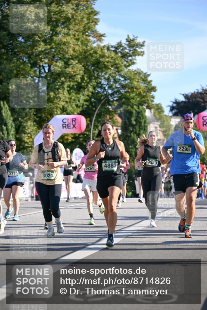 07.09.2025 - BARMER Alsterlauf Dr. Thomas Lammeyer http://msf.ph/oto/8714826 07.09.2025 09:48:59 Laufen 5261, 4883, 2718, 3021, 3929, 2295, 54 meine-sportfotos.de