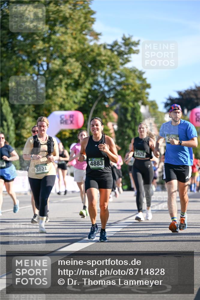 07.09.2025 - BARMER Alsterlauf Dr. Thomas Lammeyer http://msf.ph/oto/8714828 07.09.2025 09:48:59 Laufen 3021, 4883, 3929, 2005 meine-sportfotos.de