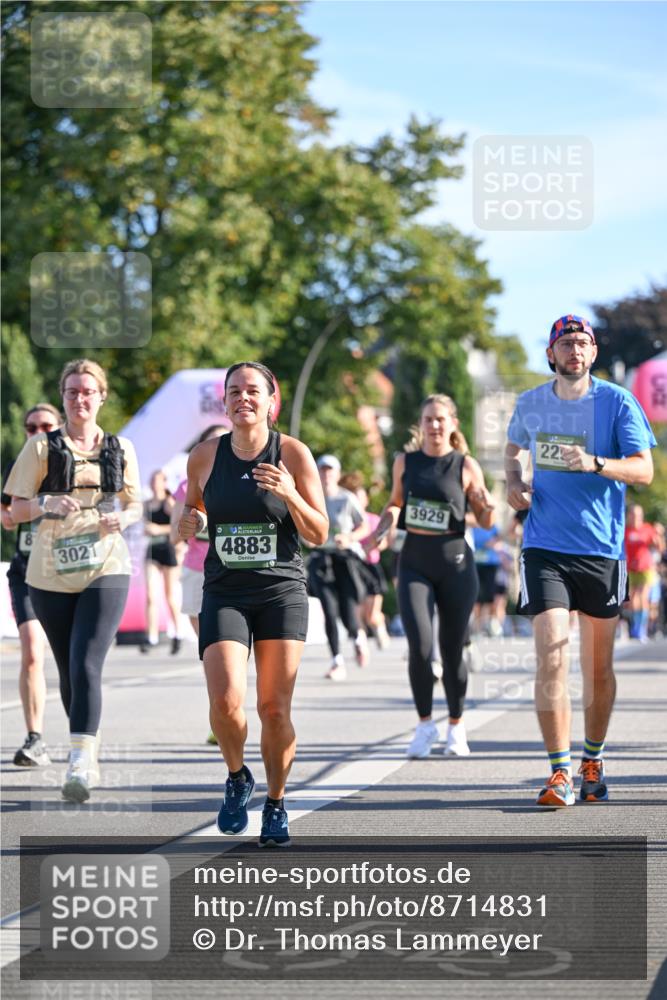 07.09.2025 - BARMER Alsterlauf Dr. Thomas Lammeyer http://msf.ph/oto/8714831 07.09.2025 09:49:00 Laufen 8, 3021, 4883, 3929, 22 meine-sportfotos.de