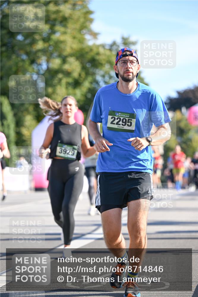 07.09.2025 - BARMER Alsterlauf Dr. Thomas Lammeyer http://msf.ph/oto/8714846 07.09.2025 09:49:02 Laufen 3929, 36, 2295 meine-sportfotos.de