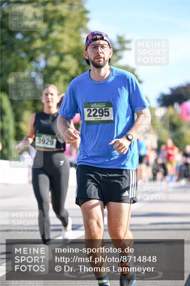 07.09.2025 - BARMER Alsterlauf Dr. Thomas Lammeyer http://msf.ph/oto/8714848 07.09.2025 09:49:03 Laufen 3929, 36, 2295 meine-sportfotos.de