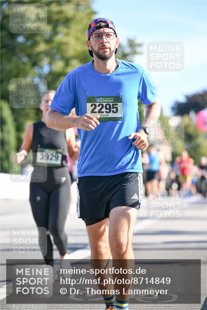 07.09.2025 - BARMER Alsterlauf Dr. Thomas Lammeyer http://msf.ph/oto/8714849 07.09.2025 09:49:03 Laufen 3929, 36, 2295 meine-sportfotos.de