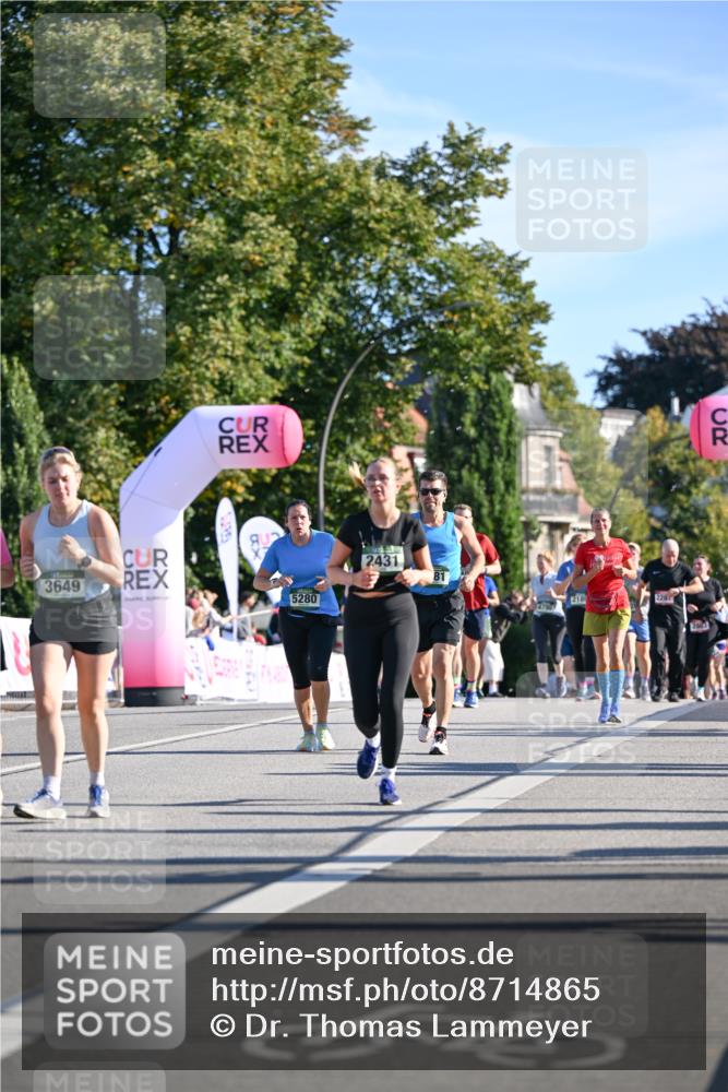 07.09.2025 - BARMER Alsterlauf Dr. Thomas Lammeyer http://msf.ph/oto/8714865 07.09.2025 09:49:06 Laufen 3649, 5280, 2431, 81, 228, 54, 2903 meine-sportfotos.de