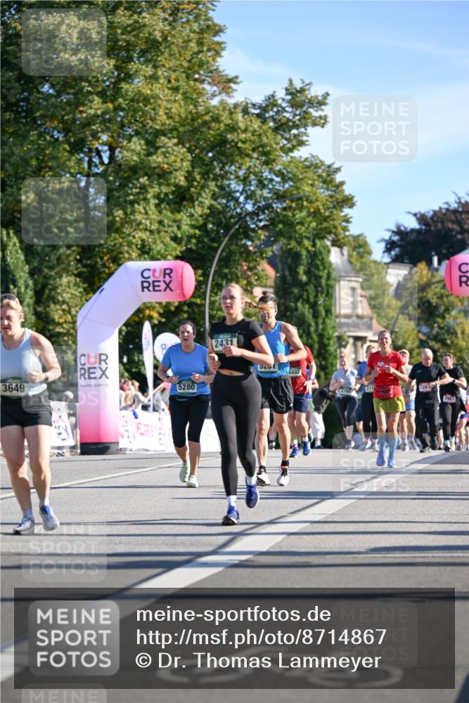 07.09.2025 - BARMER Alsterlauf Dr. Thomas Lammeyer http://msf.ph/oto/8714867 07.09.2025 09:49:06 Laufen 3649, 5280, 2431, 5201, 4402, 210, 54, 228, 2983 meine-sportfotos.de