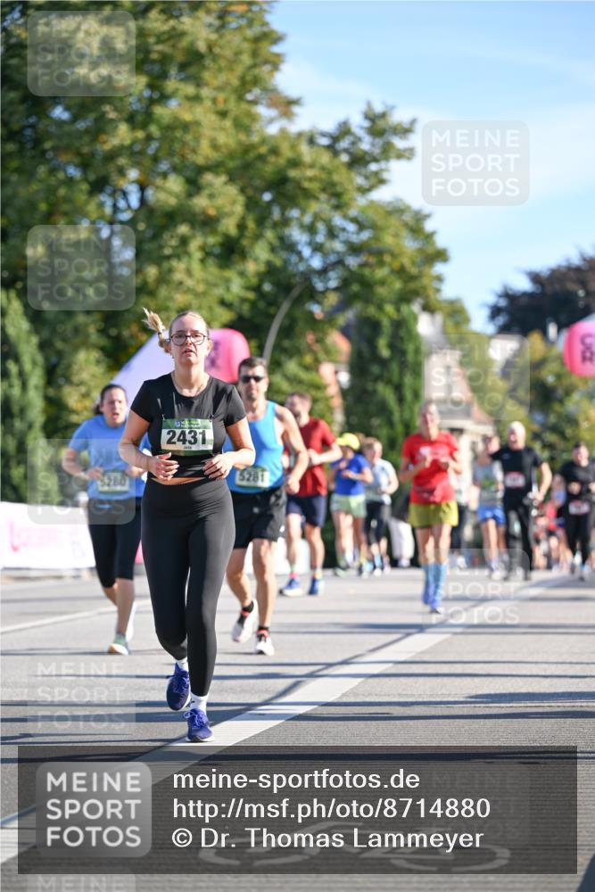 07.09.2025 - BARMER Alsterlauf Dr. Thomas Lammeyer http://msf.ph/oto/8714880 07.09.2025 09:49:08 Laufen 5280, 2431, 5281 meine-sportfotos.de