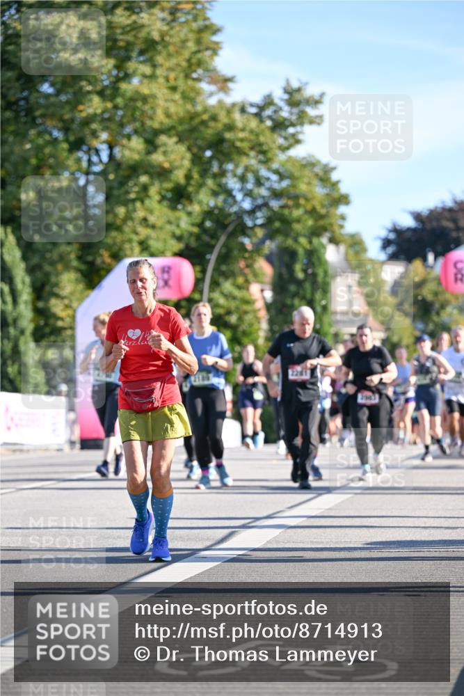 07.09.2025 - BARMER Alsterlauf Dr. Thomas Lammeyer http://msf.ph/oto/8714913 07.09.2025 09:49:13 Laufen 2281 meine-sportfotos.de