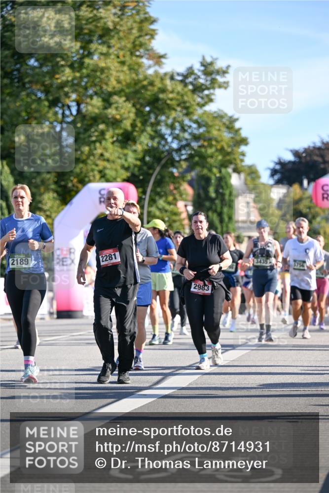 07.09.2025 - BARMER Alsterlauf Dr. Thomas Lammeyer http://msf.ph/oto/8714931 07.09.2025 09:49:16 Laufen 2189, 2281, 2983, 3435, 3756, 34 meine-sportfotos.de