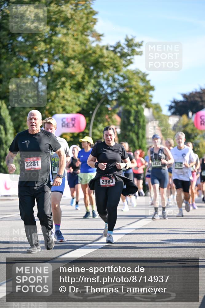 07.09.2025 - BARMER Alsterlauf Dr. Thomas Lammeyer http://msf.ph/oto/8714937 07.09.2025 09:49:17 Laufen 2281, 2983 meine-sportfotos.de