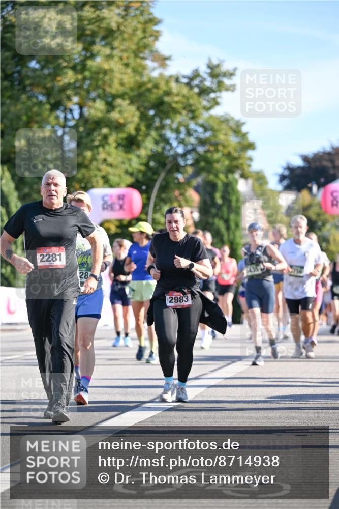 07.09.2025 - BARMER Alsterlauf Dr. Thomas Lammeyer http://msf.ph/oto/8714938 07.09.2025 09:49:17 Laufen 2281, 28, 2983 meine-sportfotos.de
