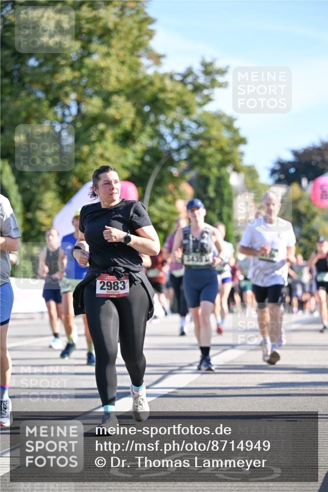 07.09.2025 - BARMER Alsterlauf Dr. Thomas Lammeyer http://msf.ph/oto/8714949 07.09.2025 09:49:19 Laufen 36, 2983 meine-sportfotos.de