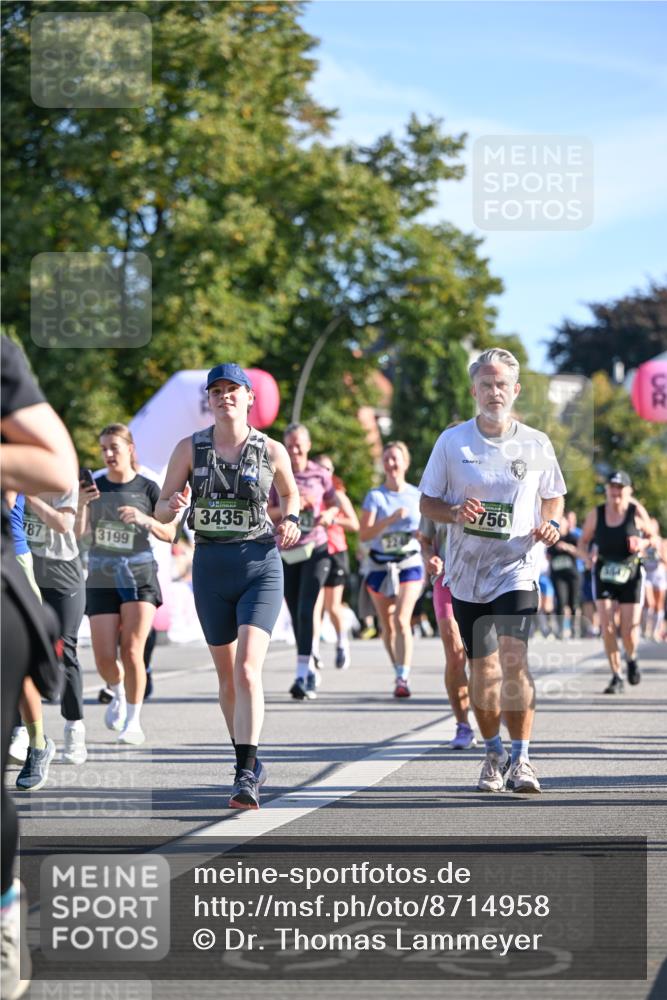 07.09.2025 - BARMER Alsterlauf Dr. Thomas Lammeyer http://msf.ph/oto/8714958 07.09.2025 09:49:21 Laufen 787, 3199, 3435, 756 meine-sportfotos.de