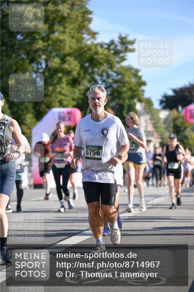 07.09.2025 - BARMER Alsterlauf Dr. Thomas Lammeyer http://msf.ph/oto/8714967 07.09.2025 09:49:22 Laufen 5756 meine-sportfotos.de