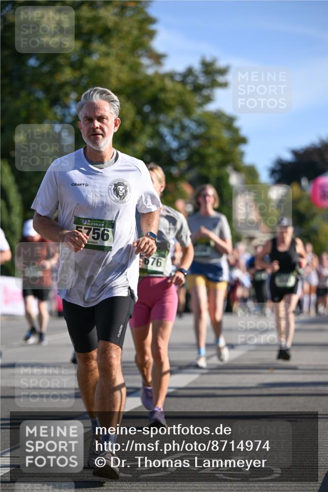 07.09.2025 - BARMER Alsterlauf Dr. Thomas Lammeyer http://msf.ph/oto/8714974 07.09.2025 09:49:23 Laufen 1300, 756, 5676 meine-sportfotos.de