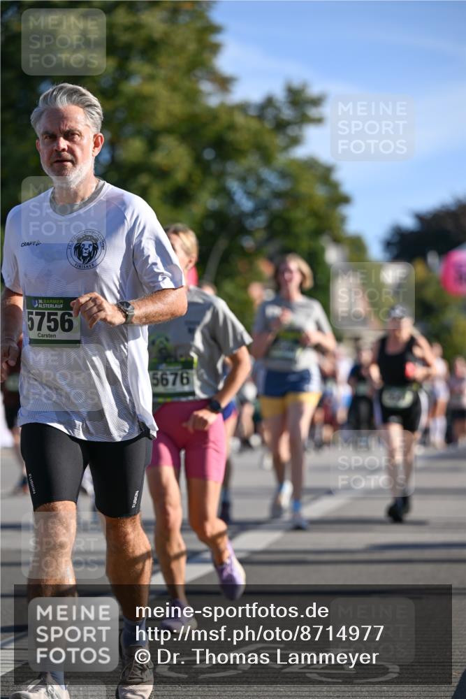 07.09.2025 - BARMER Alsterlauf Dr. Thomas Lammeyer http://msf.ph/oto/8714977 07.09.2025 09:49:23 Laufen 36, 5756, 5676 meine-sportfotos.de