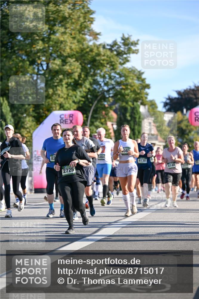 07.09.2025 - BARMER Alsterlauf Dr. Thomas Lammeyer http://msf.ph/oto/8715017 07.09.2025 09:49:31 Laufen 82, 2725, 4081, 4130, 4148, 1227, 554 meine-sportfotos.de