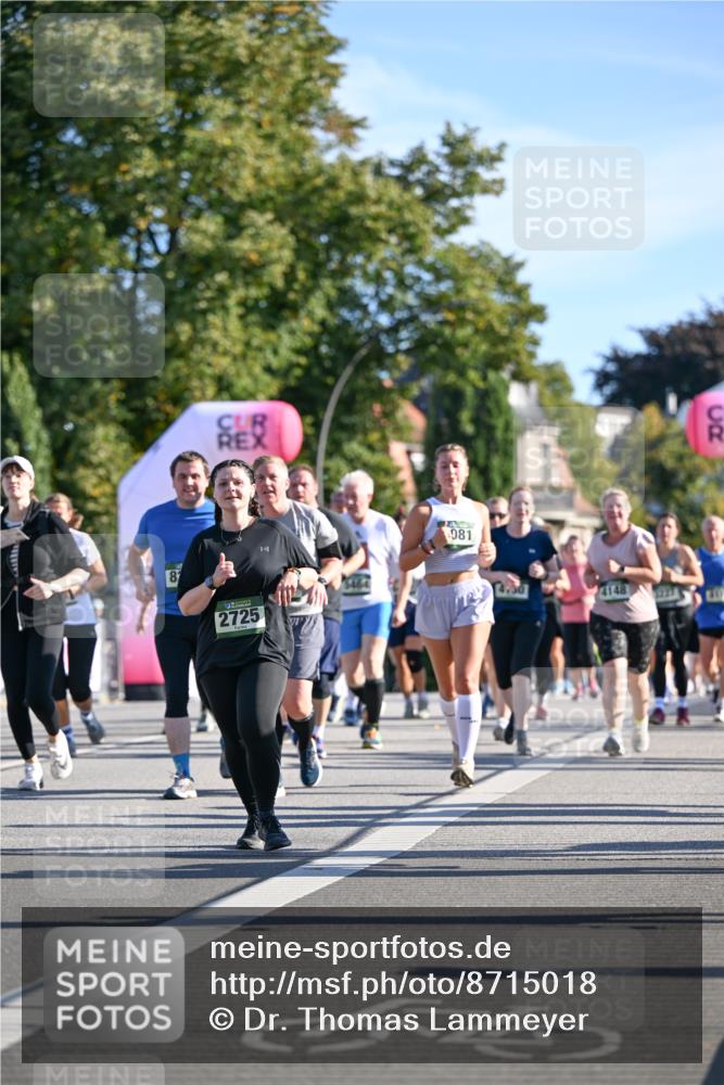 07.09.2025 - BARMER Alsterlauf Dr. Thomas Lammeyer http://msf.ph/oto/8715018 07.09.2025 09:49:31 Laufen 081, 2725, 4950, 4148, 54 meine-sportfotos.de