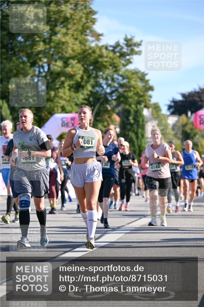 07.09.2025 - BARMER Alsterlauf Dr. Thomas Lammeyer http://msf.ph/oto/8715031 07.09.2025 09:49:34 Laufen 10, 081, 4661, 130, 4148 meine-sportfotos.de