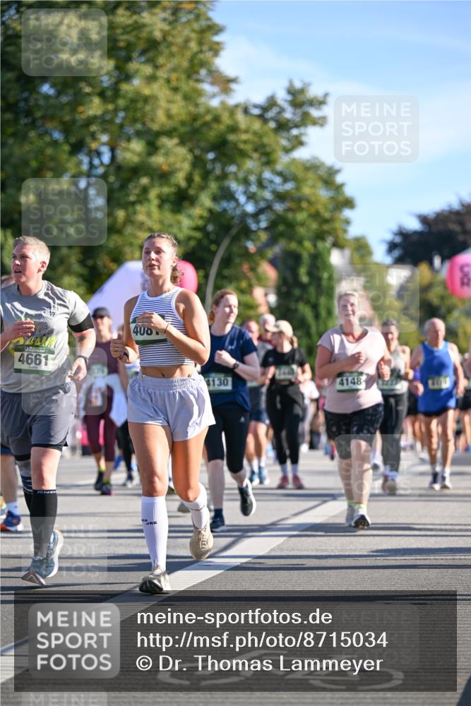 07.09.2025 - BARMER Alsterlauf Dr. Thomas Lammeyer http://msf.ph/oto/8715034 07.09.2025 09:49:34 Laufen 4661, 400, 4130, 4148 meine-sportfotos.de