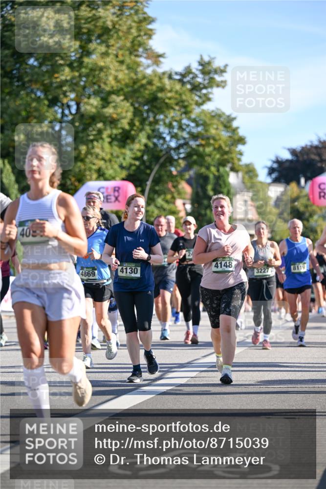 07.09.2025 - BARMER Alsterlauf Dr. Thomas Lammeyer http://msf.ph/oto/8715039 07.09.2025 09:49:35 Laufen 409, 4148, 4869, 4130, 8119, 3227, 5 meine-sportfotos.de