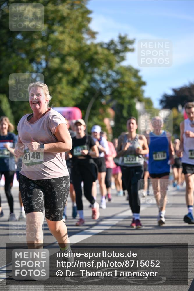 07.09.2025 - BARMER Alsterlauf Dr. Thomas Lammeyer http://msf.ph/oto/8715052 07.09.2025 09:49:37 Laufen 4148 meine-sportfotos.de