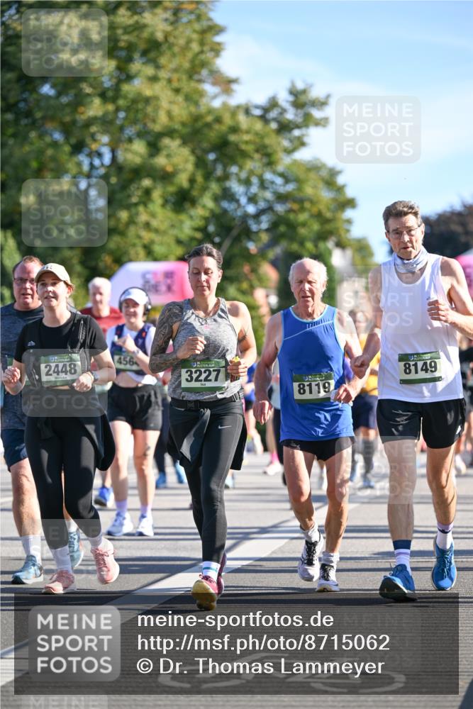07.09.2025 - BARMER Alsterlauf Dr. Thomas Lammeyer http://msf.ph/oto/8715062 07.09.2025 09:49:39 Laufen 456, 2448, 3227, 8119, 8149 meine-sportfotos.de