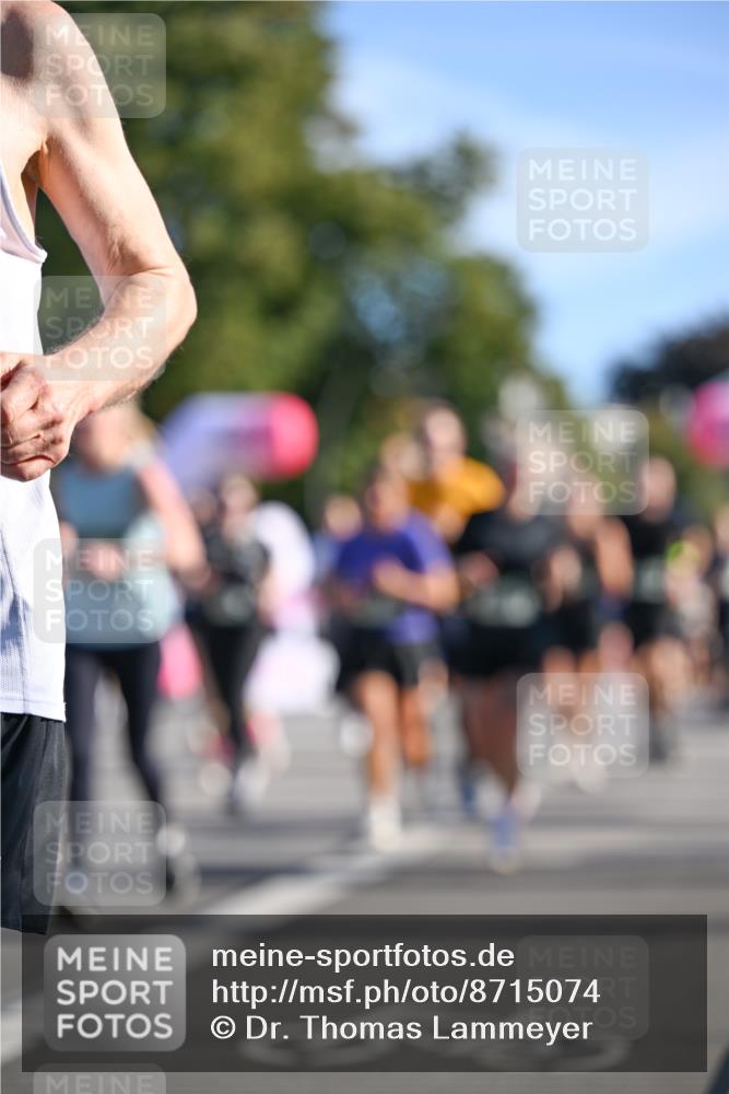 07.09.2025 - BARMER Alsterlauf Dr. Thomas Lammeyer http://msf.ph/oto/8715074 07.09.2025 09:49:42 Laufen  meine-sportfotos.de