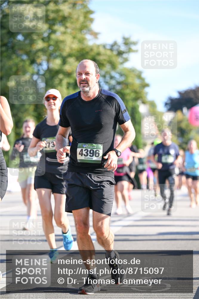 07.09.2025 - BARMER Alsterlauf Dr. Thomas Lammeyer http://msf.ph/oto/8715097 07.09.2025 09:49:47 Laufen 273, 136, 4396 meine-sportfotos.de