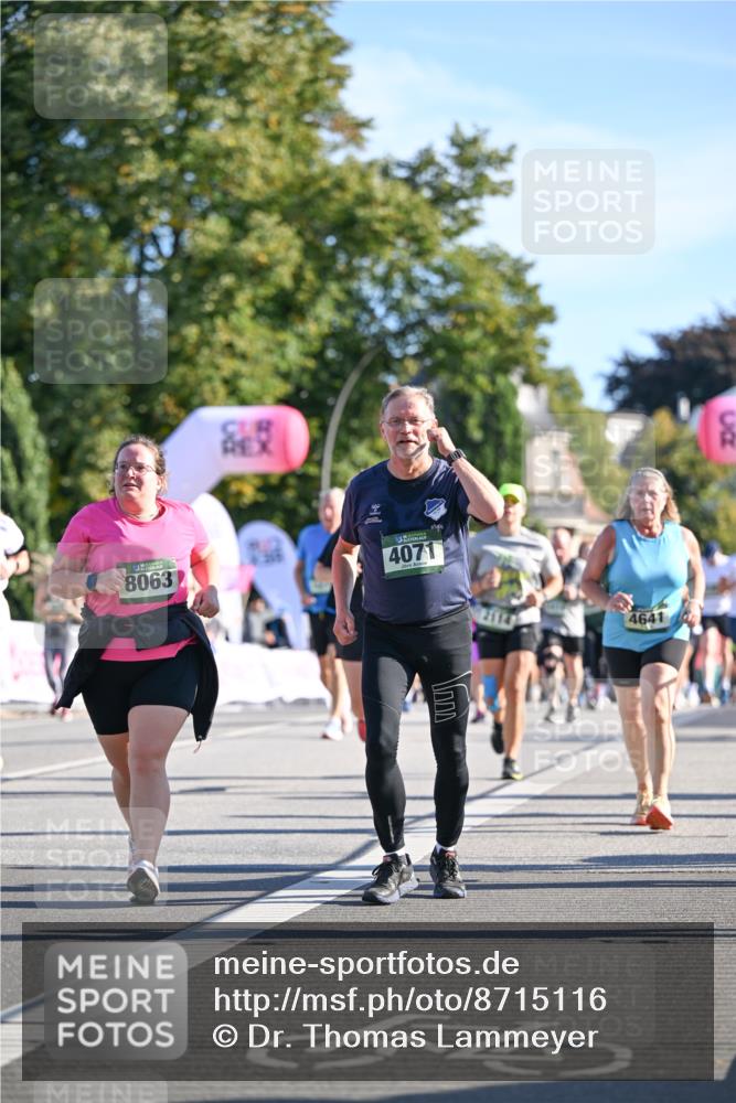 07.09.2025 - BARMER Alsterlauf Dr. Thomas Lammeyer http://msf.ph/oto/8715116 07.09.2025 09:49:50 Laufen 8063, 4071, 4641, 211, 200 meine-sportfotos.de