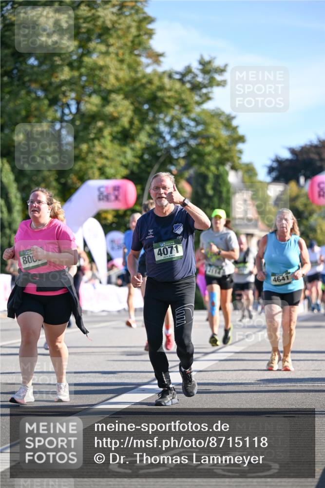 07.09.2025 - BARMER Alsterlauf Dr. Thomas Lammeyer http://msf.ph/oto/8715118 07.09.2025 09:49:51 Laufen 800, 4071, 4641 meine-sportfotos.de