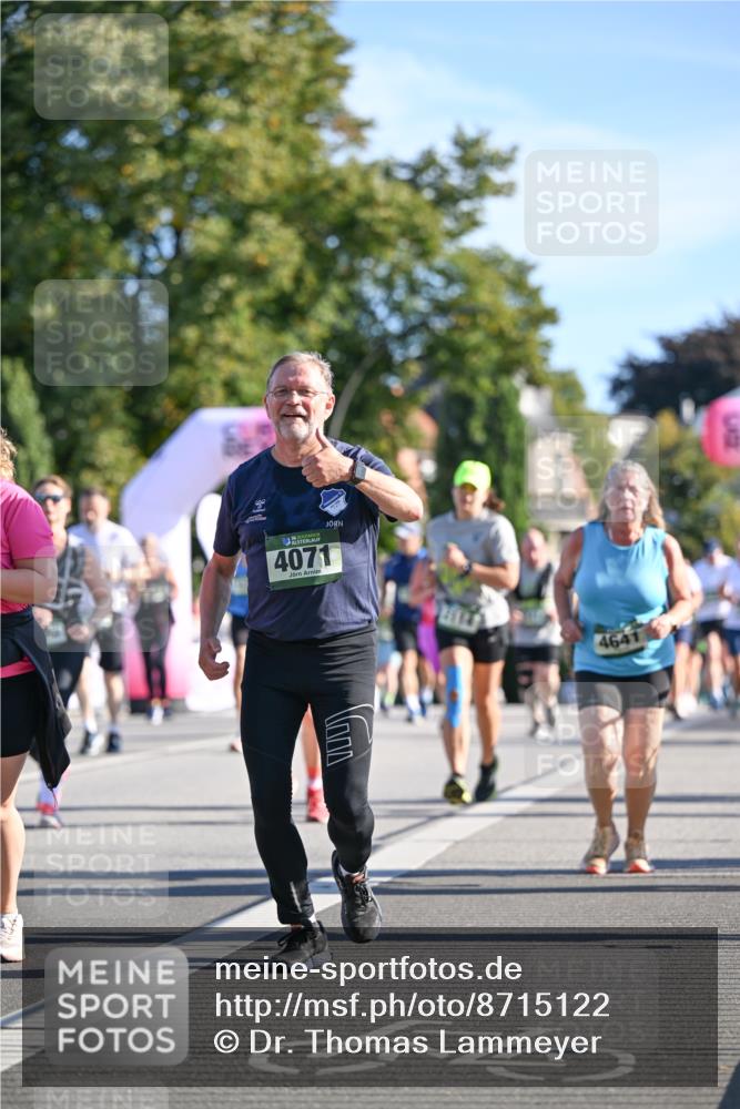 07.09.2025 - BARMER Alsterlauf Dr. Thomas Lammeyer http://msf.ph/oto/8715122 07.09.2025 09:49:51 Laufen 36, 4071, 4641 meine-sportfotos.de