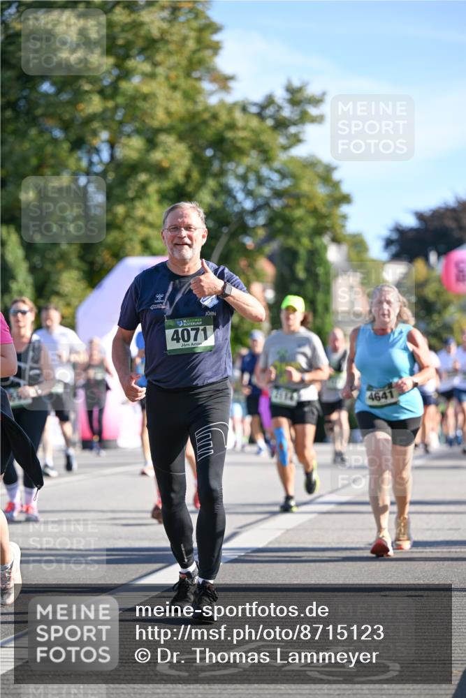07.09.2025 - BARMER Alsterlauf Dr. Thomas Lammeyer http://msf.ph/oto/8715123 07.09.2025 09:49:51 Laufen 36, 4071, 4641 meine-sportfotos.de