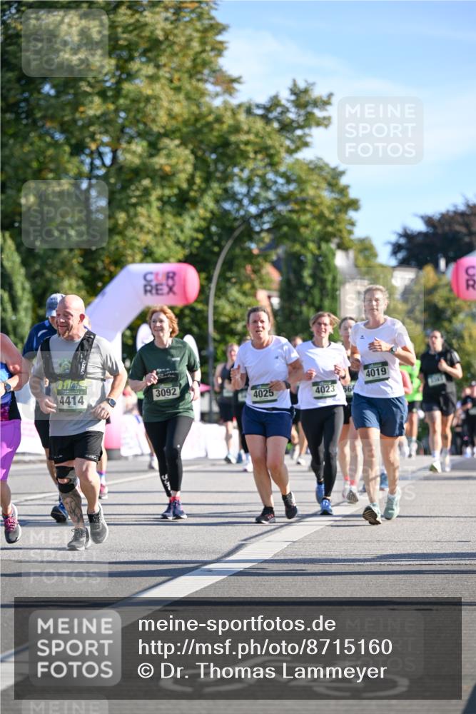 07.09.2025 - BARMER Alsterlauf Dr. Thomas Lammeyer http://msf.ph/oto/8715160 07.09.2025 09:49:58 Laufen 4414, 3092, 4019, 4025, 4023, 56, 54 meine-sportfotos.de