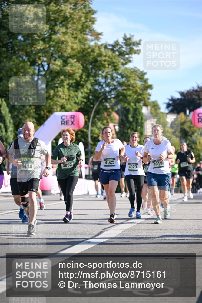 07.09.2025 - BARMER Alsterlauf Dr. Thomas Lammeyer http://msf.ph/oto/8715161 07.09.2025 09:49:58 Laufen 4414, 3092, 4025, 4023, 56, 4019, 3383 meine-sportfotos.de