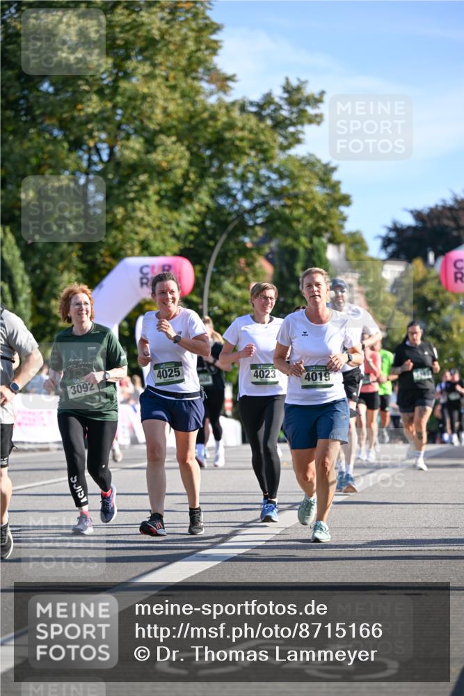 07.09.2025 - BARMER Alsterlauf Dr. Thomas Lammeyer http://msf.ph/oto/8715166 07.09.2025 09:49:59 Laufen 4025, 3092, 4023, 4019, 54 meine-sportfotos.de