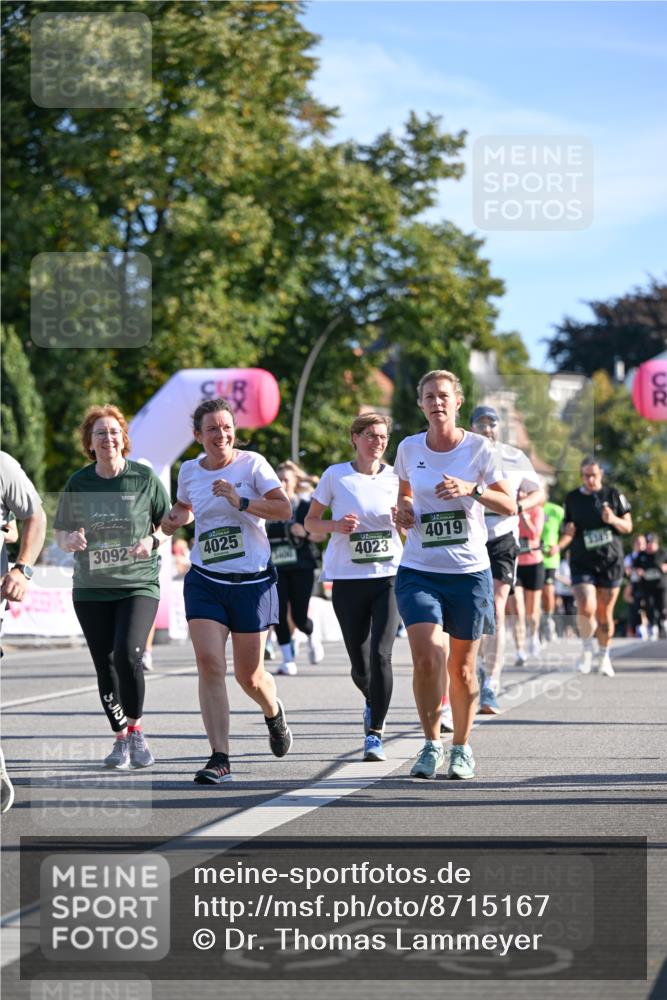 07.09.2025 - BARMER Alsterlauf Dr. Thomas Lammeyer http://msf.ph/oto/8715167 07.09.2025 09:49:59 Laufen 3092, 4025, 4019, 4023, 54, 3381, 02 meine-sportfotos.de