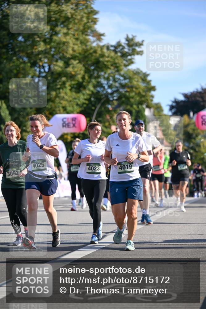07.09.2025 - BARMER Alsterlauf Dr. Thomas Lammeyer http://msf.ph/oto/8715172 07.09.2025 09:50:00 Laufen 4025, 3092, 4023, 4019 meine-sportfotos.de