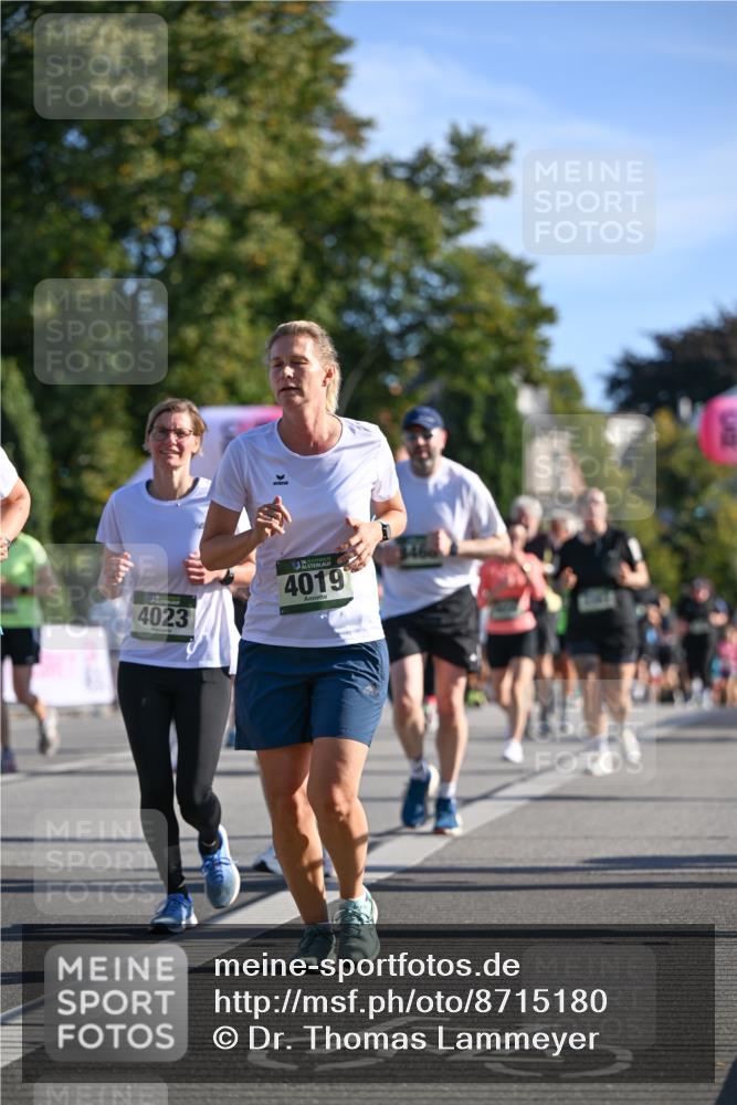 07.09.2025 - BARMER Alsterlauf Dr. Thomas Lammeyer http://msf.ph/oto/8715180 07.09.2025 09:50:01 Laufen 4023, 4019 meine-sportfotos.de