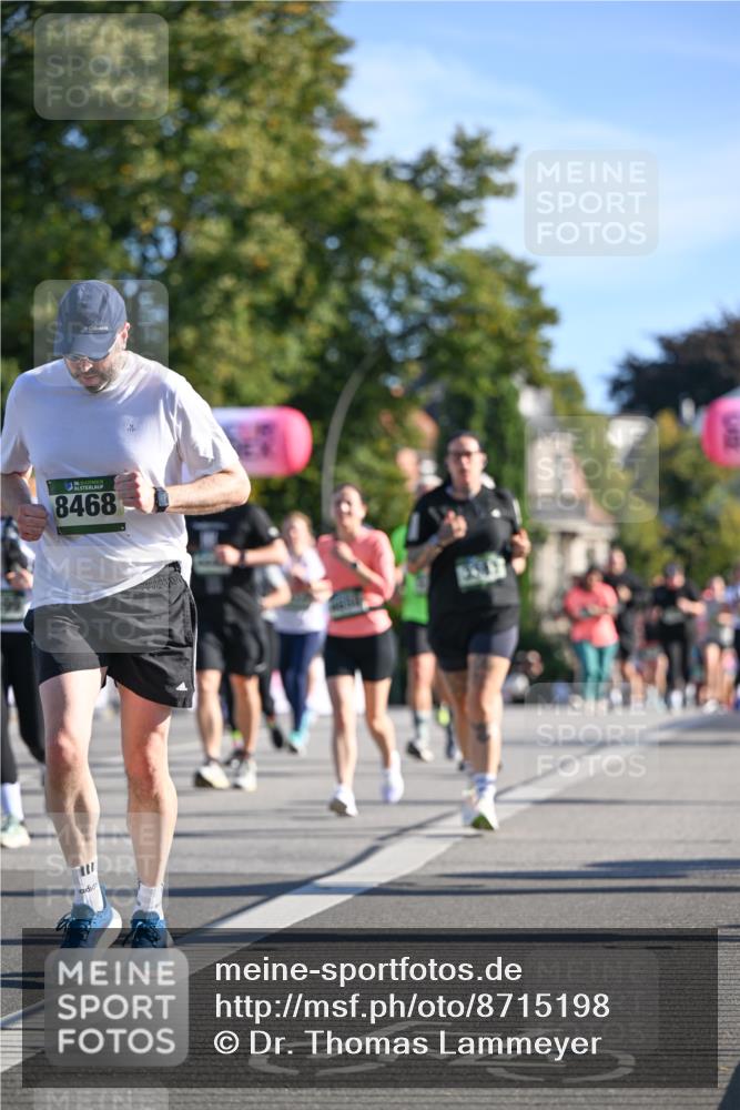 07.09.2025 - BARMER Alsterlauf Dr. Thomas Lammeyer http://msf.ph/oto/8715198 07.09.2025 09:50:03 Laufen 6, 8468 meine-sportfotos.de