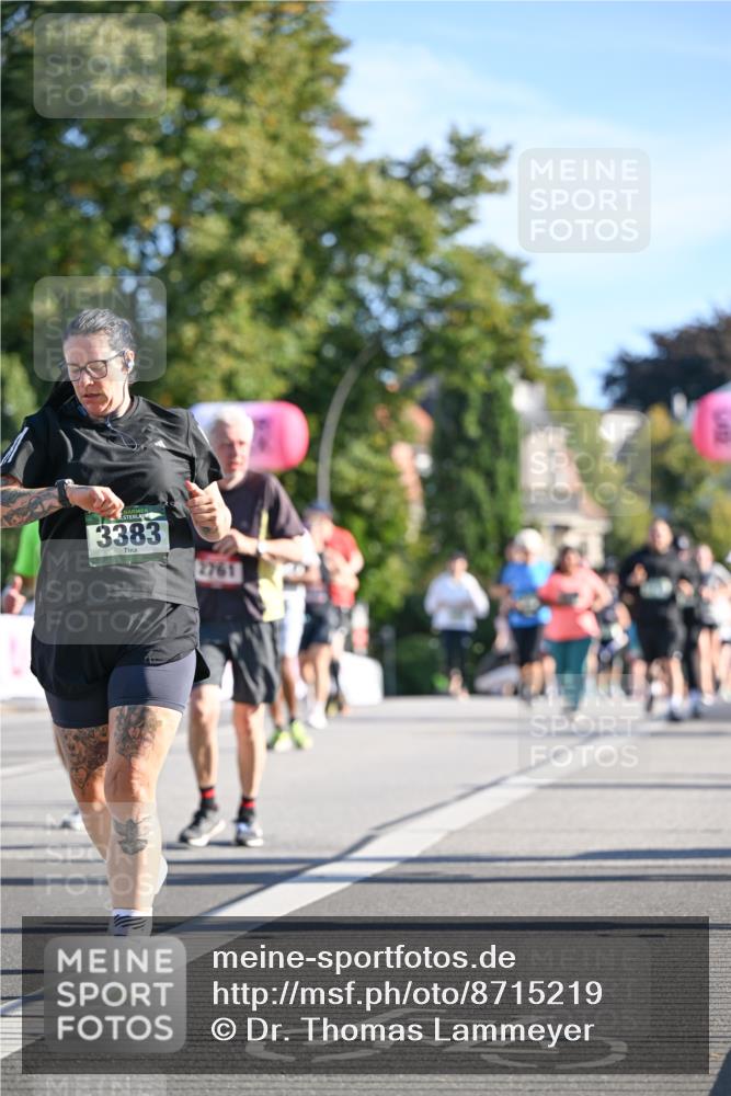 07.09.2025 - BARMER Alsterlauf Dr. Thomas Lammeyer http://msf.ph/oto/8715219 07.09.2025 09:50:07 Laufen 3383, 2761 meine-sportfotos.de