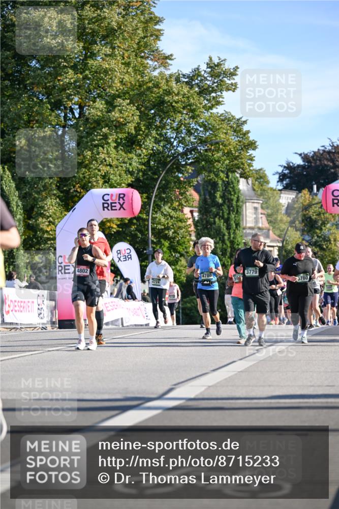 07.09.2025 - BARMER Alsterlauf Dr. Thomas Lammeyer http://msf.ph/oto/8715233 07.09.2025 09:50:09 Laufen 4802, 4724, 4780, 59, 3779, 780, 54 meine-sportfotos.de