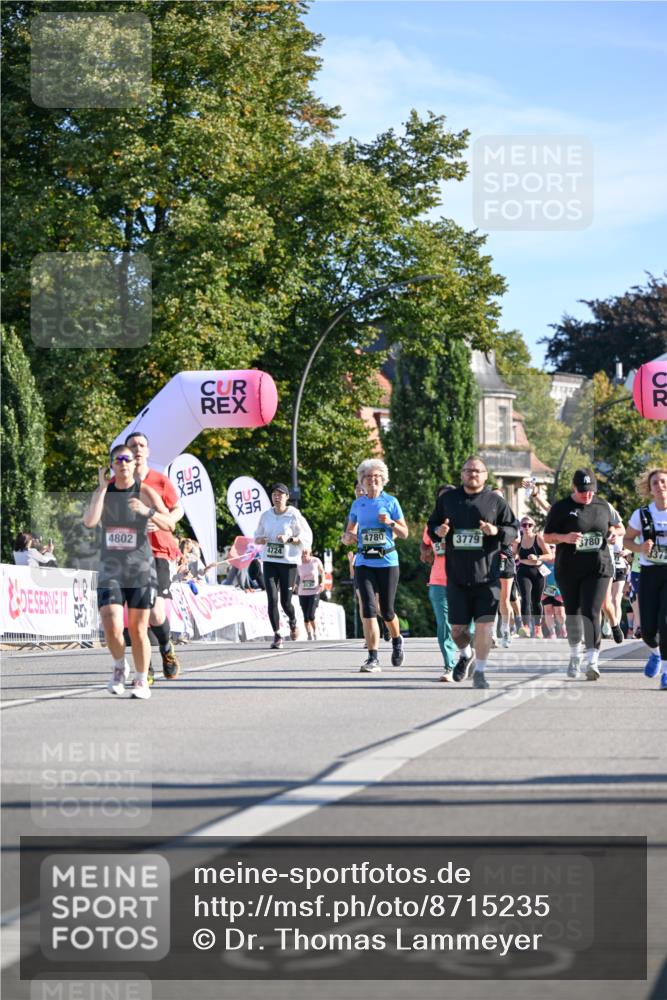 07.09.2025 - BARMER Alsterlauf Dr. Thomas Lammeyer http://msf.ph/oto/8715235 07.09.2025 09:50:10 Laufen 4802, 4724, 3139, 4780, 3779, 55, 3780, 54 meine-sportfotos.de