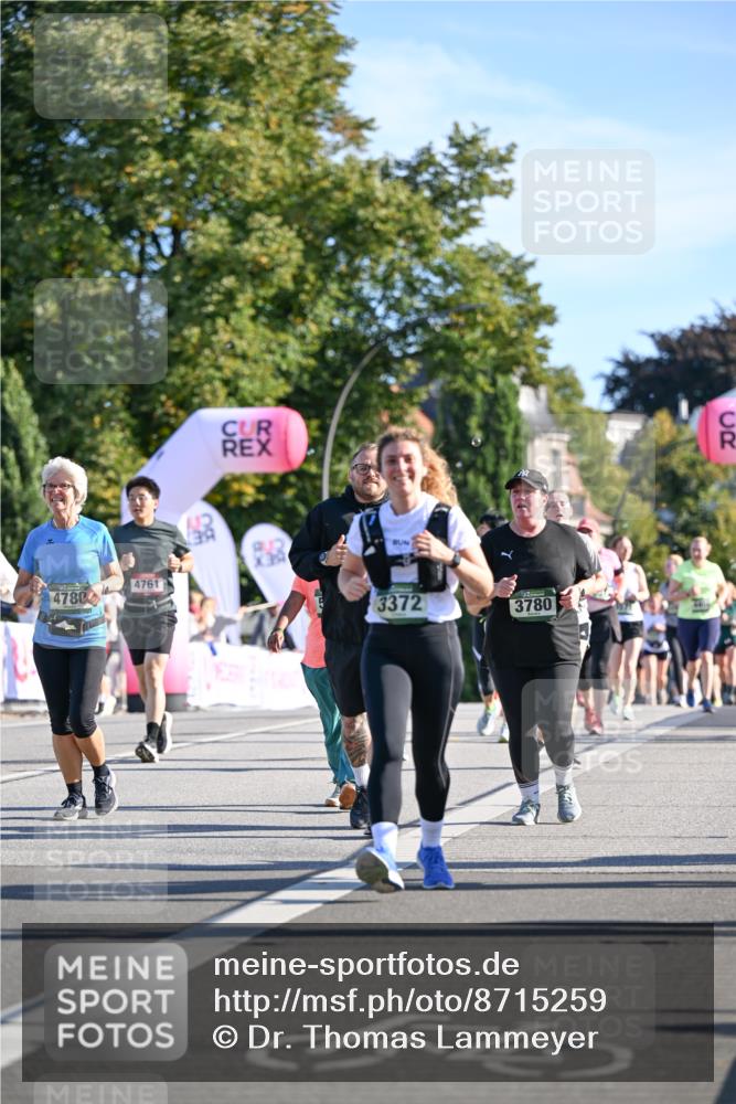 07.09.2025 - BARMER Alsterlauf Dr. Thomas Lammeyer http://msf.ph/oto/8715259 07.09.2025 09:50:14 Laufen 4780, 4761, 3372, 3780, 594 meine-sportfotos.de