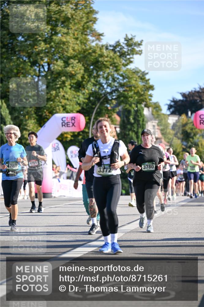 07.09.2025 - BARMER Alsterlauf Dr. Thomas Lammeyer http://msf.ph/oto/8715261 07.09.2025 09:50:14 Laufen 4780, 4761, 3372, 3780, 54 meine-sportfotos.de