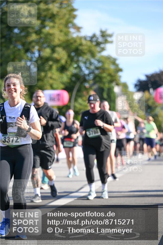 07.09.2025 - BARMER Alsterlauf Dr. Thomas Lammeyer http://msf.ph/oto/8715271 07.09.2025 09:50:16 Laufen 35, 3372, 3780 meine-sportfotos.de