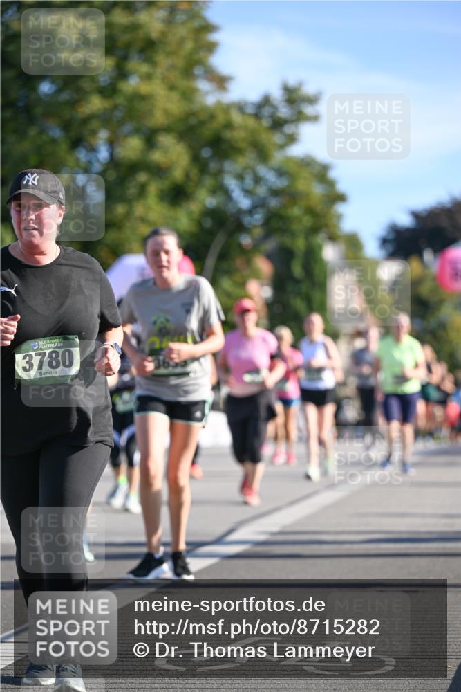 07.09.2025 - BARMER Alsterlauf Dr. Thomas Lammeyer http://msf.ph/oto/8715282 07.09.2025 09:50:19 Laufen 36, 3780 meine-sportfotos.de