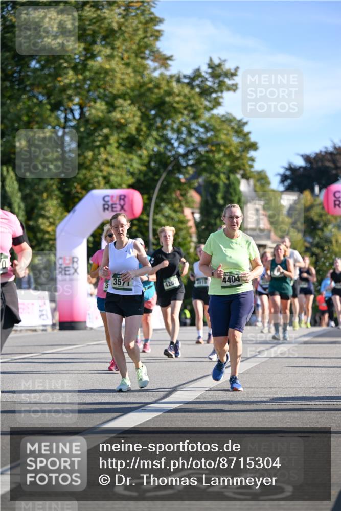 07.09.2025 - BARMER Alsterlauf Dr. Thomas Lammeyer http://msf.ph/oto/8715304 07.09.2025 09:50:22 Laufen 3, 3571, 4287, 2919, 4404, 5 meine-sportfotos.de