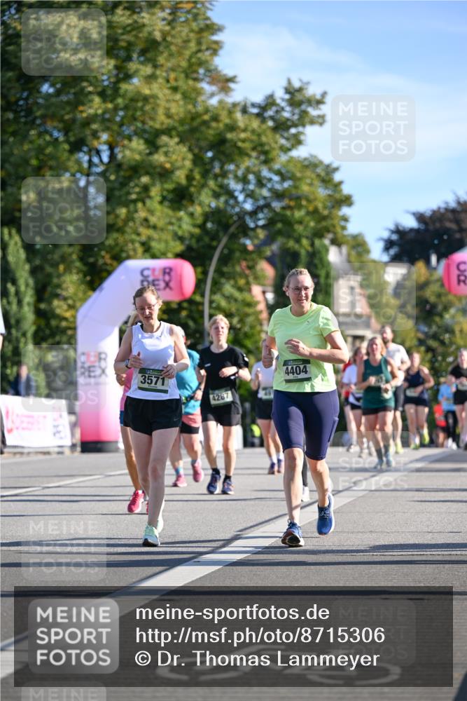 07.09.2025 - BARMER Alsterlauf Dr. Thomas Lammeyer http://msf.ph/oto/8715306 07.09.2025 09:50:23 Laufen 3571, 4287, 4404 meine-sportfotos.de