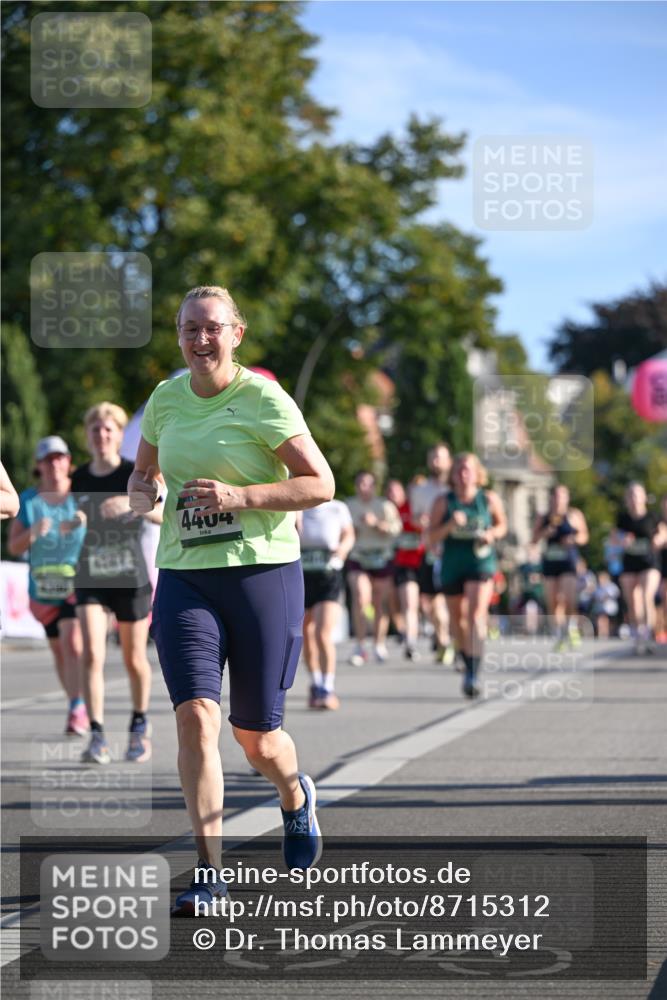 07.09.2025 - BARMER Alsterlauf Dr. Thomas Lammeyer http://msf.ph/oto/8715312 07.09.2025 09:50:25 Laufen 4404 meine-sportfotos.de
