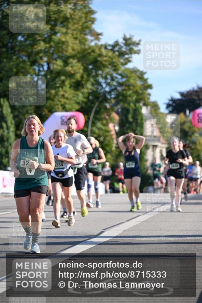 07.09.2025 - BARMER Alsterlauf Dr. Thomas Lammeyer http://msf.ph/oto/8715333 07.09.2025 09:50:29 Laufen 37, 1284, 3846, 36 meine-sportfotos.de