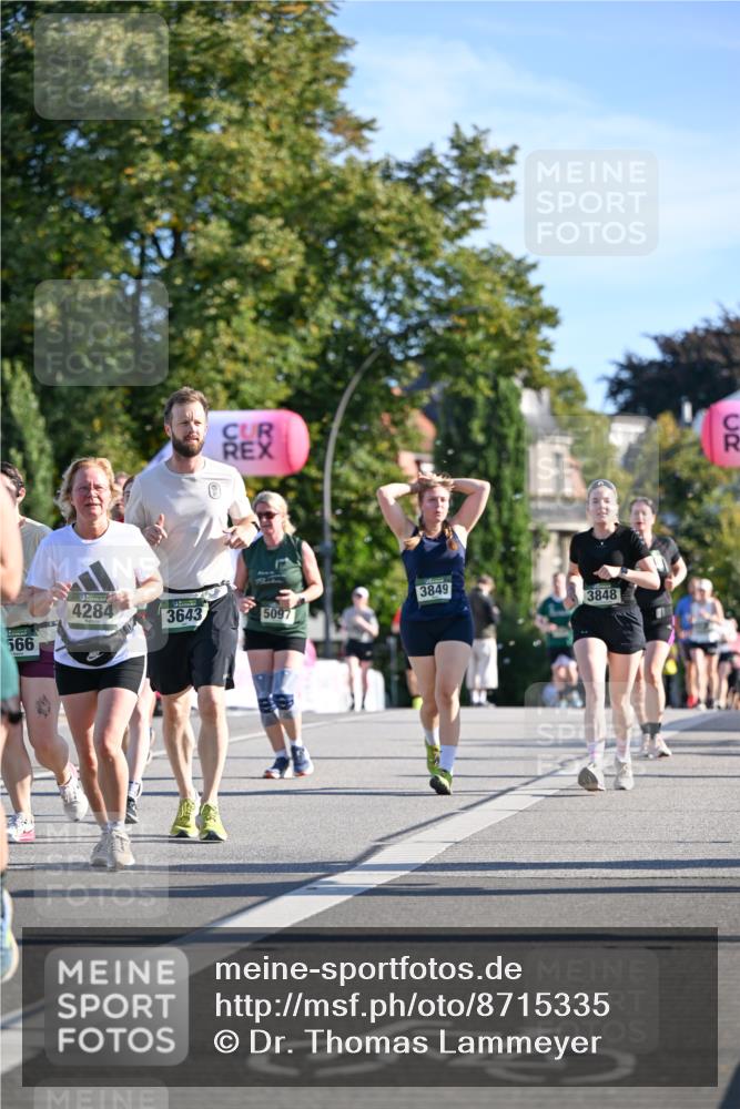 07.09.2025 - BARMER Alsterlauf Dr. Thomas Lammeyer http://msf.ph/oto/8715335 07.09.2025 09:50:30 Laufen 566, 4284, 3643, 5097, 3849, 3848, 54 meine-sportfotos.de